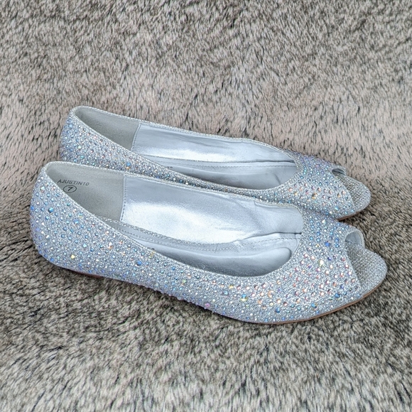 David's Bridal Peep Toe Low Wedge Silver AJUSTIN10 Women's 7 - Picture 2 of 11